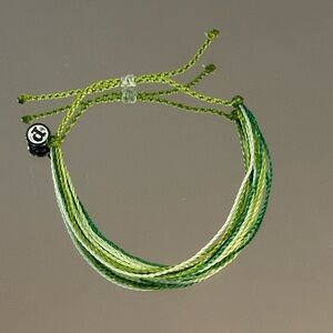 Pura Vida. Lime to Forest Green Multi-strand Bracelet